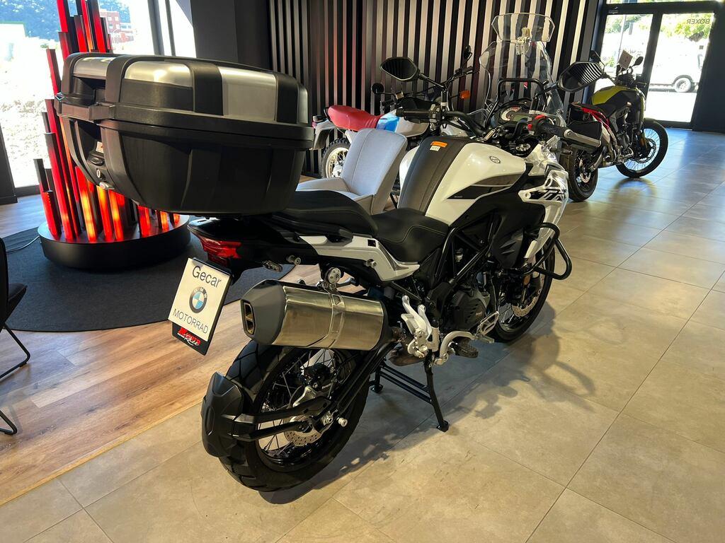 TRK 502