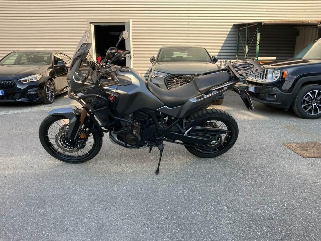 AFRICA TWIN 1100