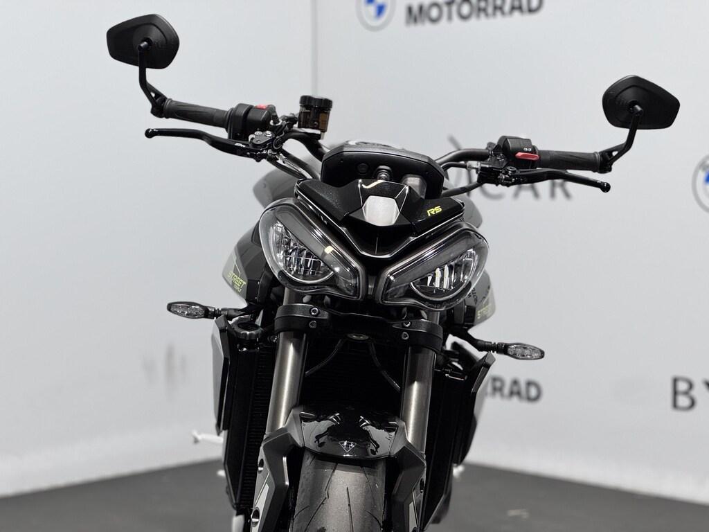 STREET TRIPLE 765