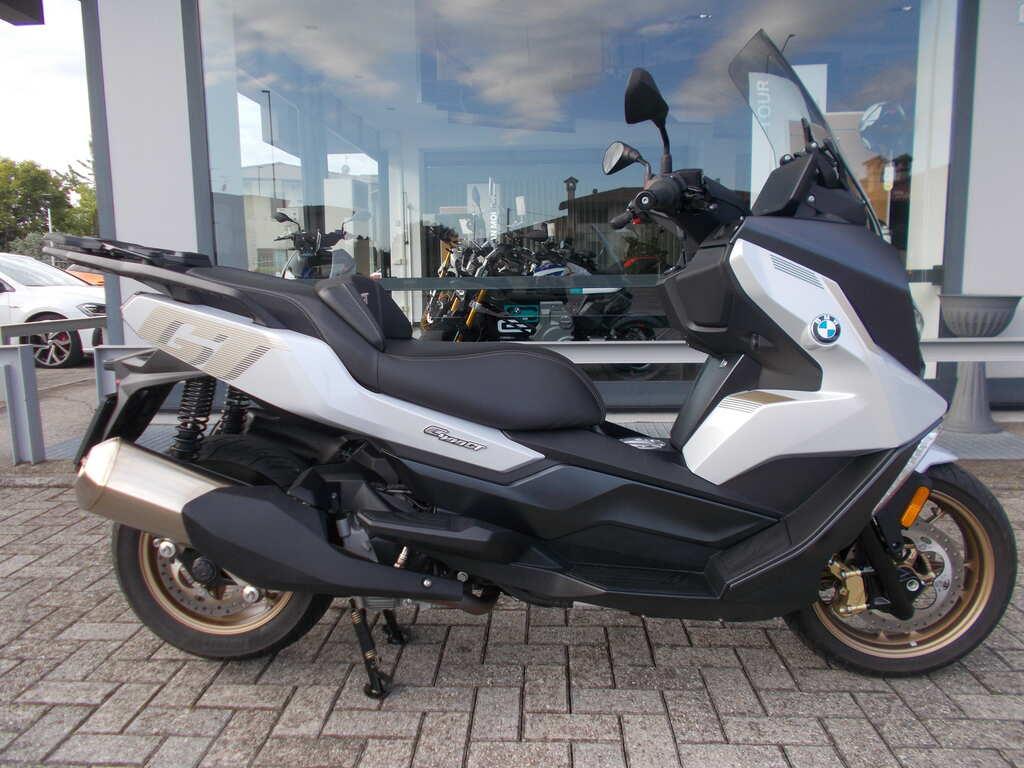 C 400 GT