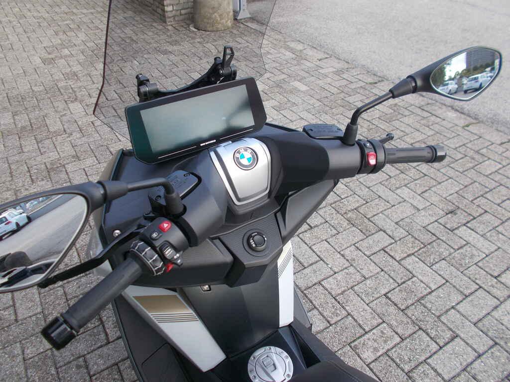 C 400 GT