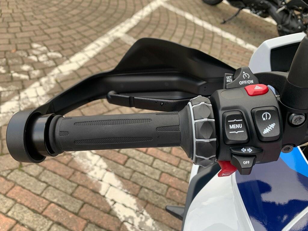 S 1000 XR