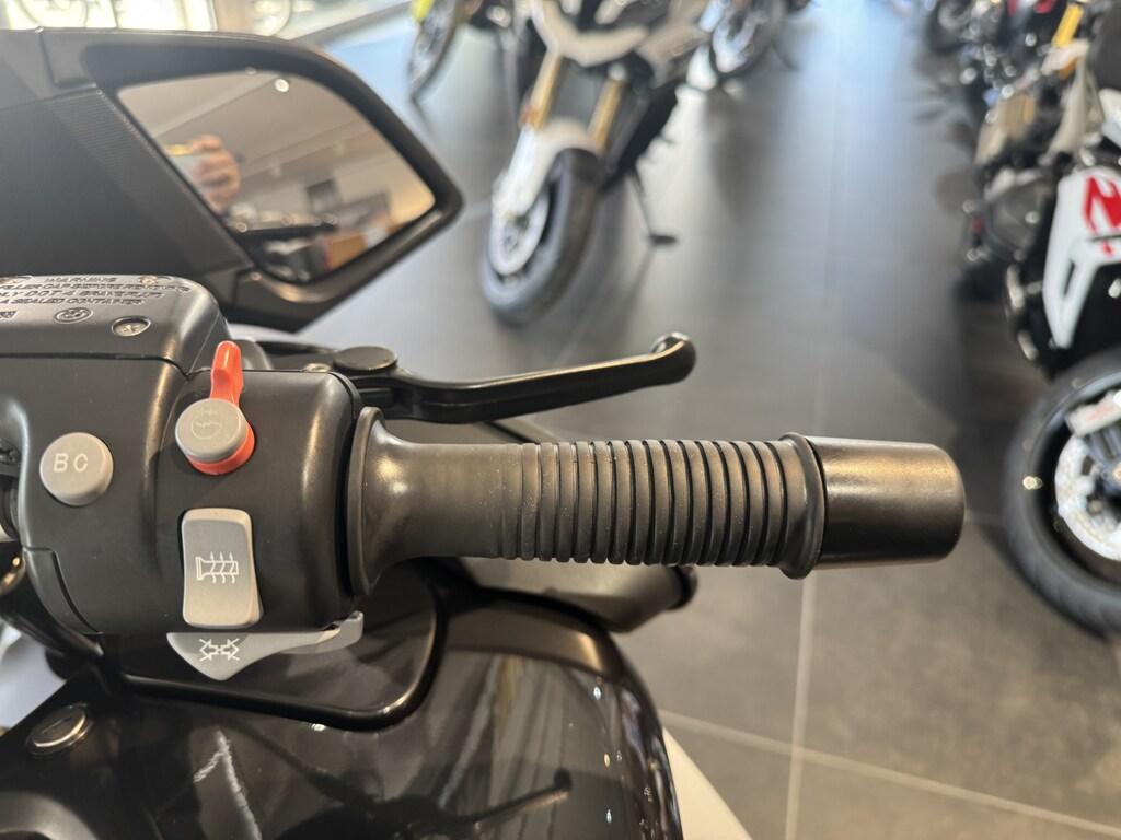 R 1200 RT
