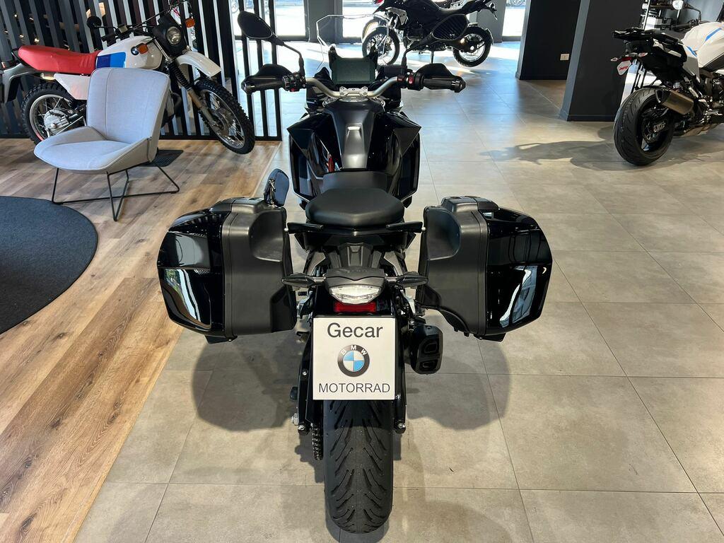 F 900 XR