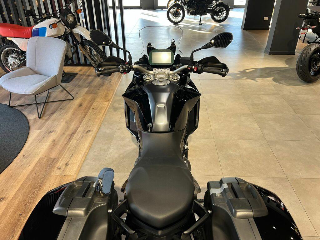 F 900 XR