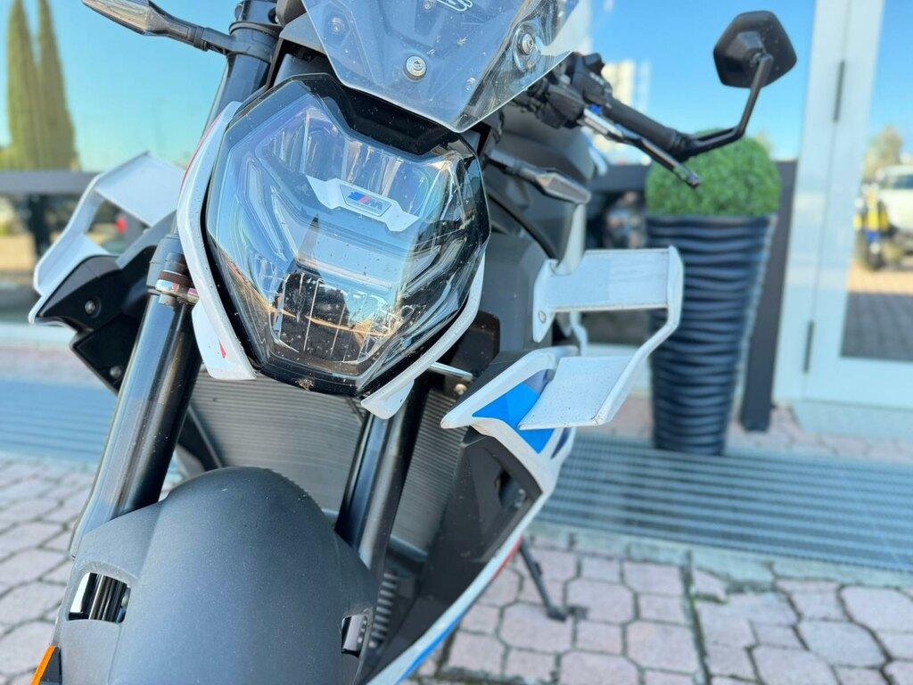 M 1000 R