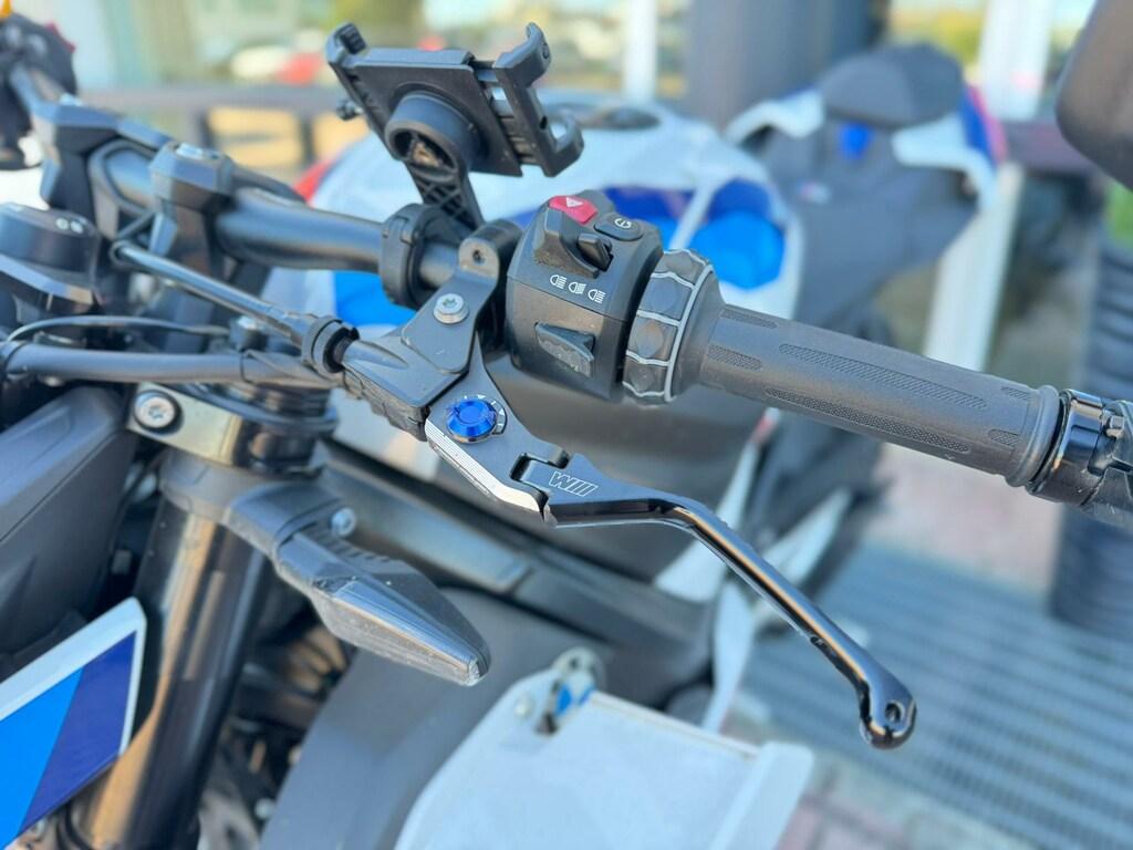 M 1000 R
