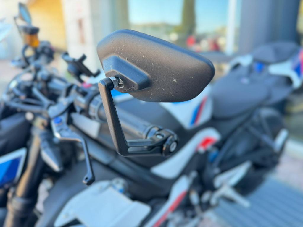 M 1000 R