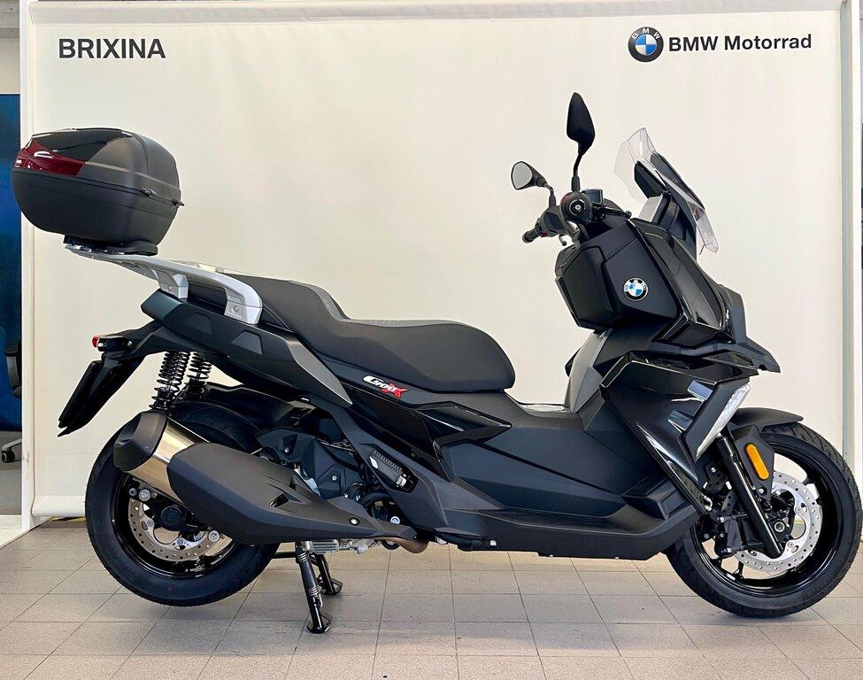 C 400 X