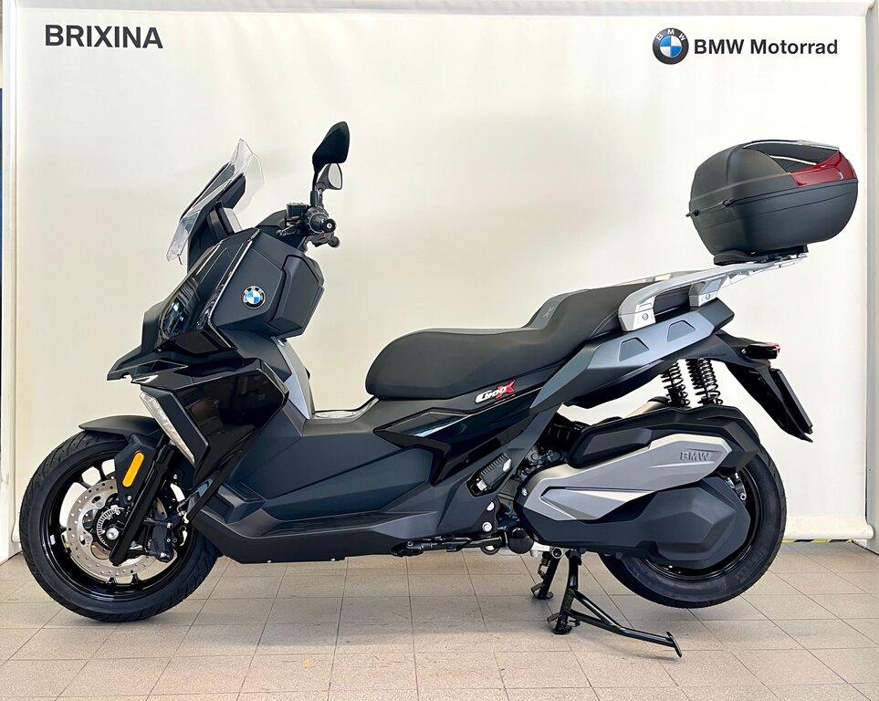C 400 X