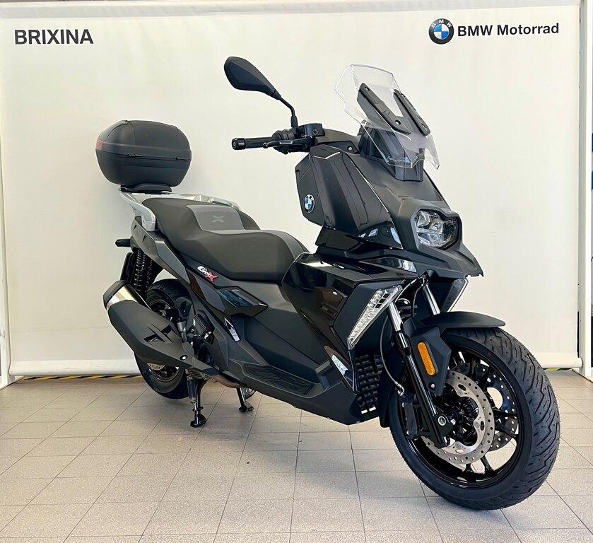 C 400 X