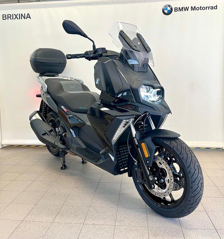 C 400 X