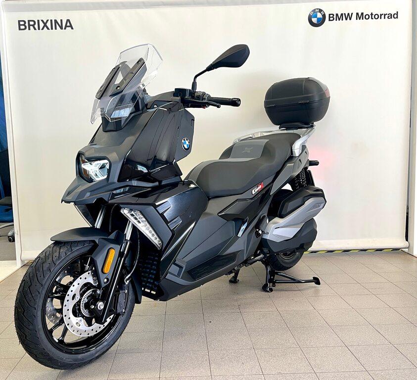 C 400 X