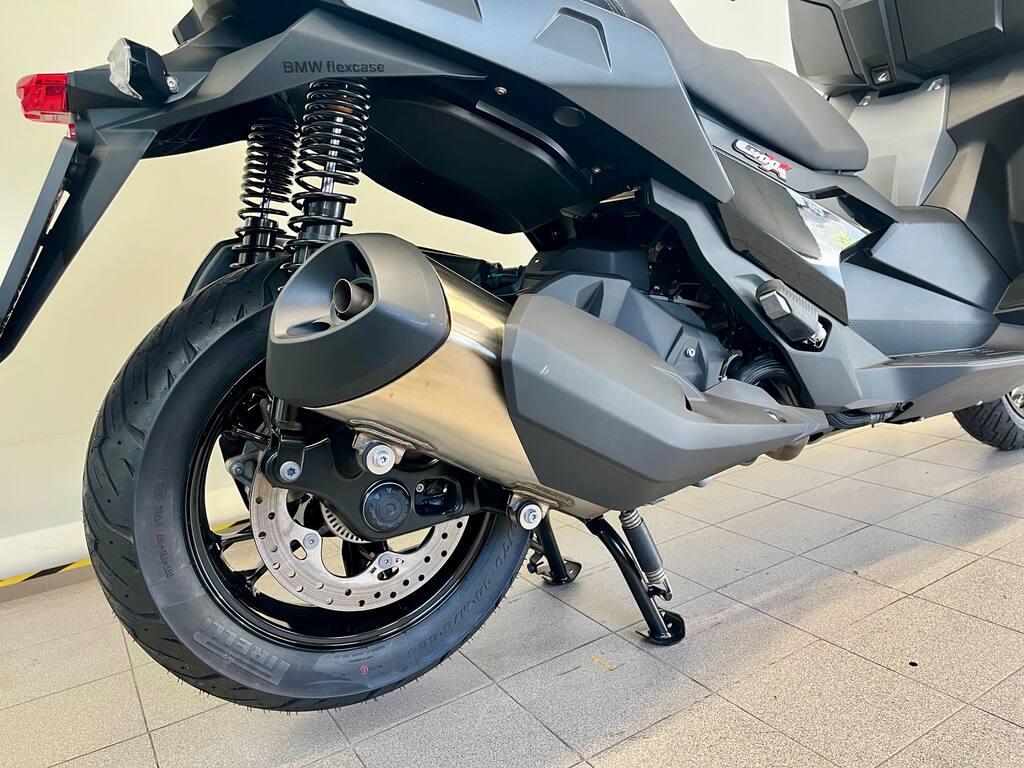 C 400 X