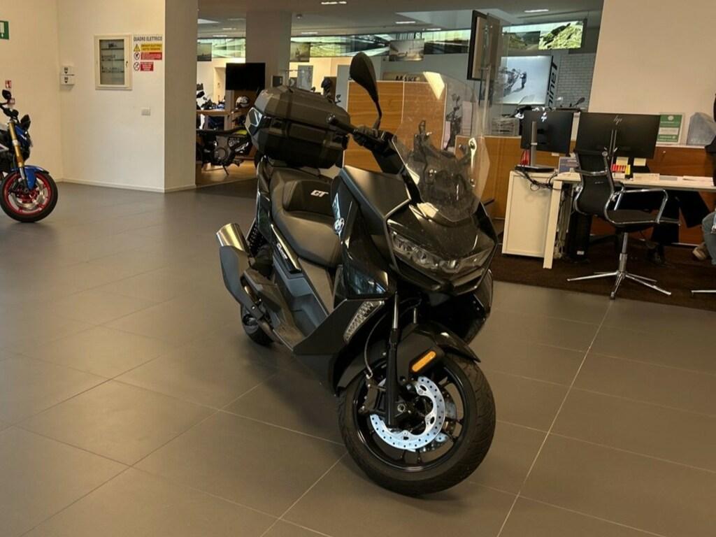 C 400 GT