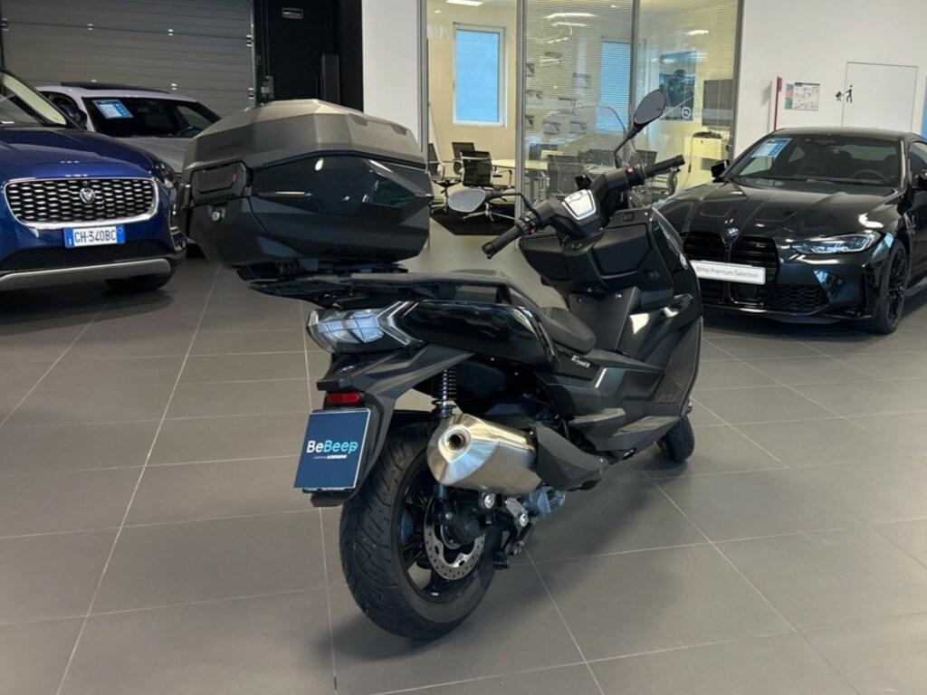 C 400 GT