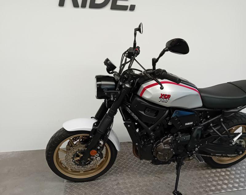 XSR 700