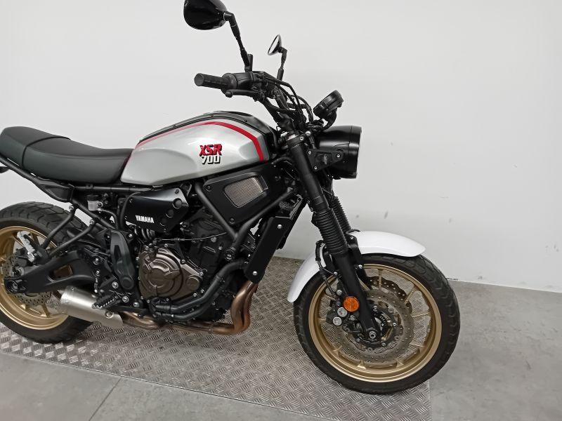 XSR 700