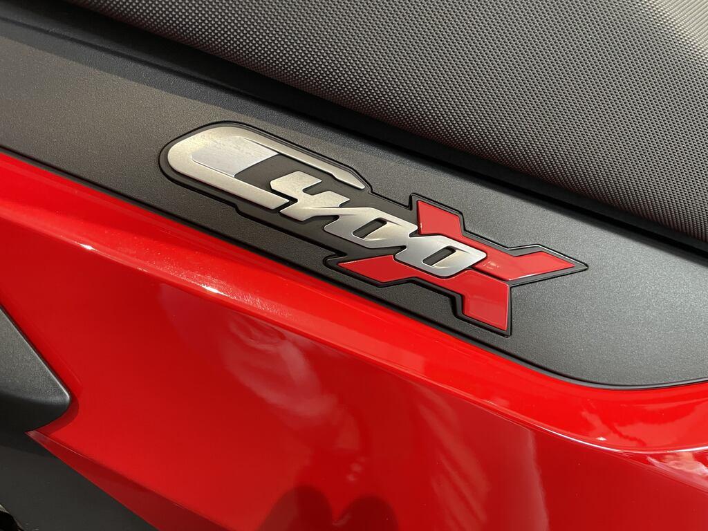 C 400 X