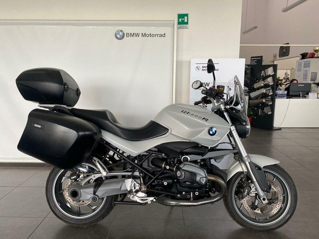 R 1200 R