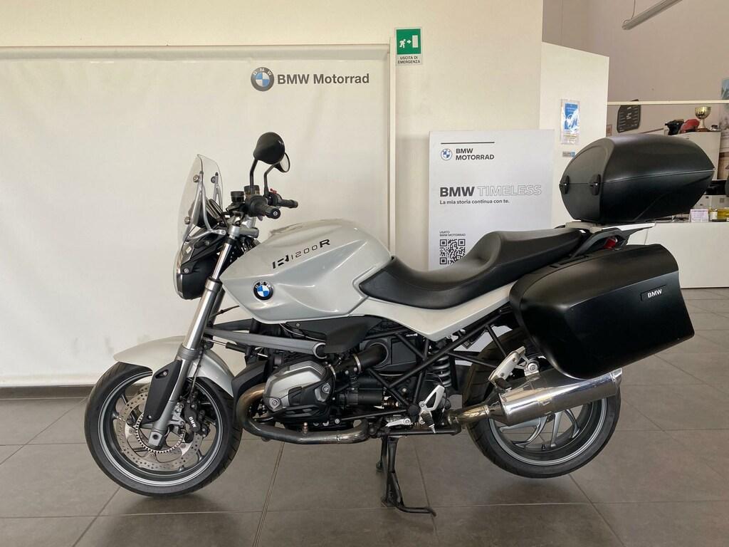 R 1200 R