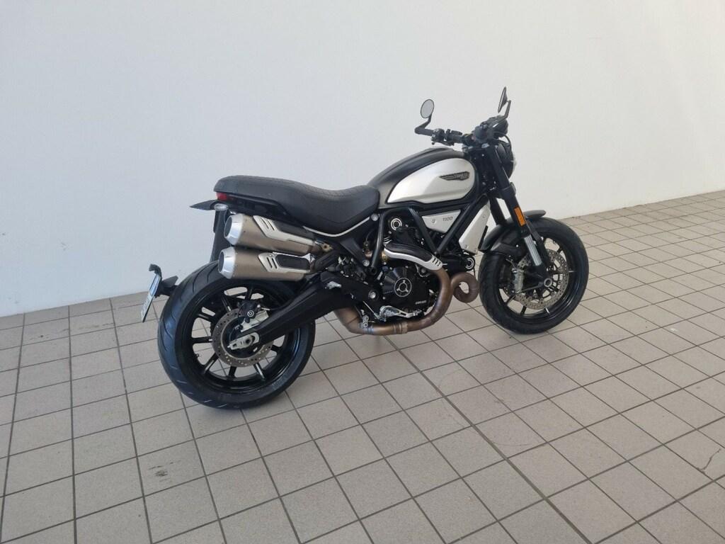 SCRAMBLER 1100