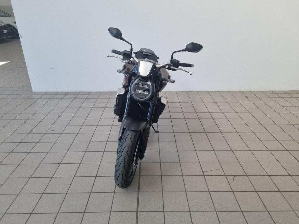CB 1000 R