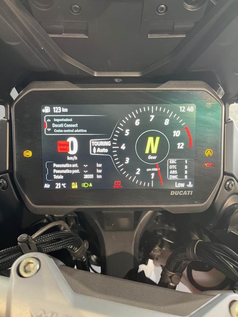 MULTISTRADA V4