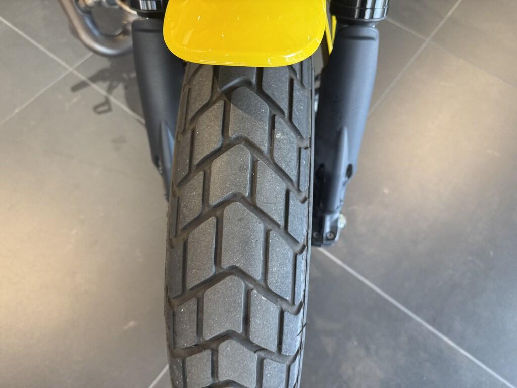 SCRAMBLER 800