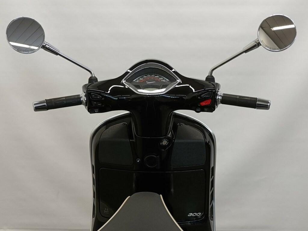 VESPA GTS 300