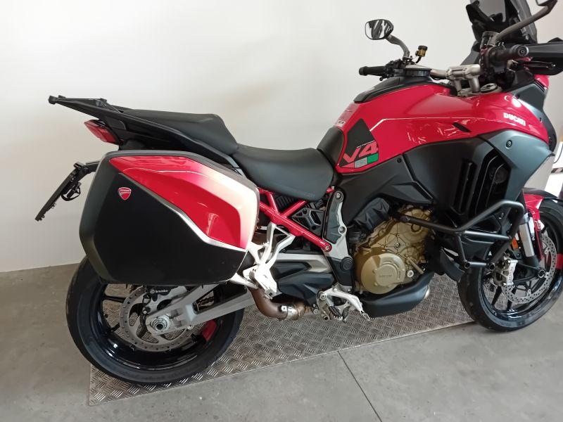 MULTISTRADA V4