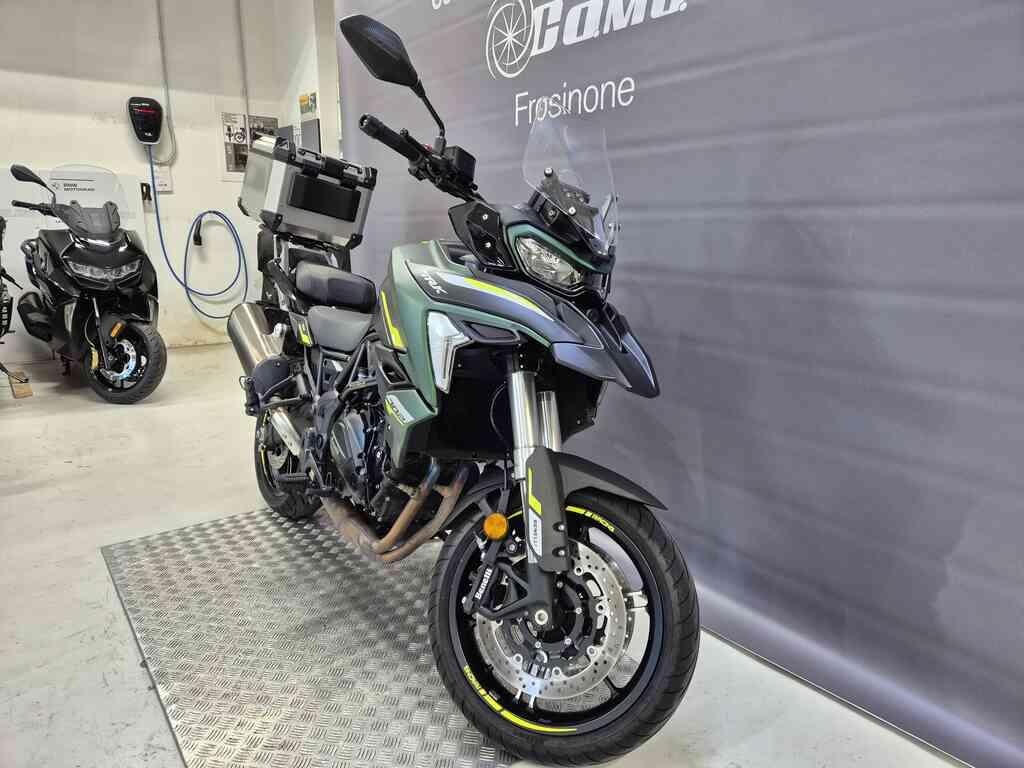 TRK 702