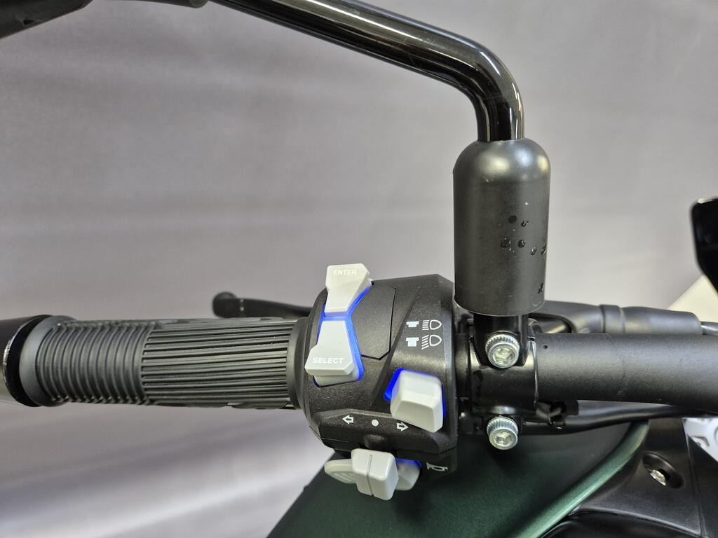 TRK 702