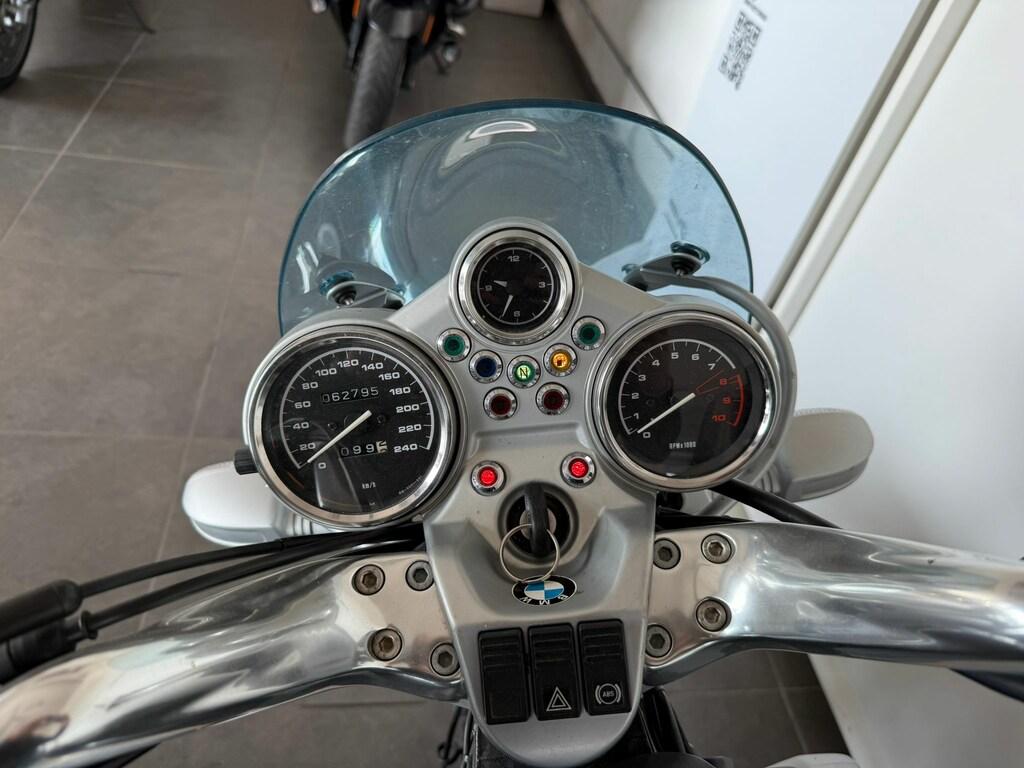 R 850 R