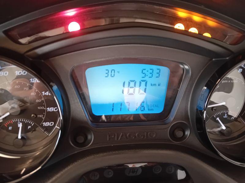 MP3 300