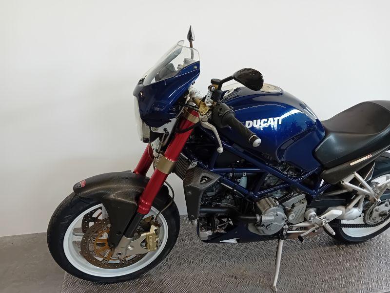 MONSTER 900