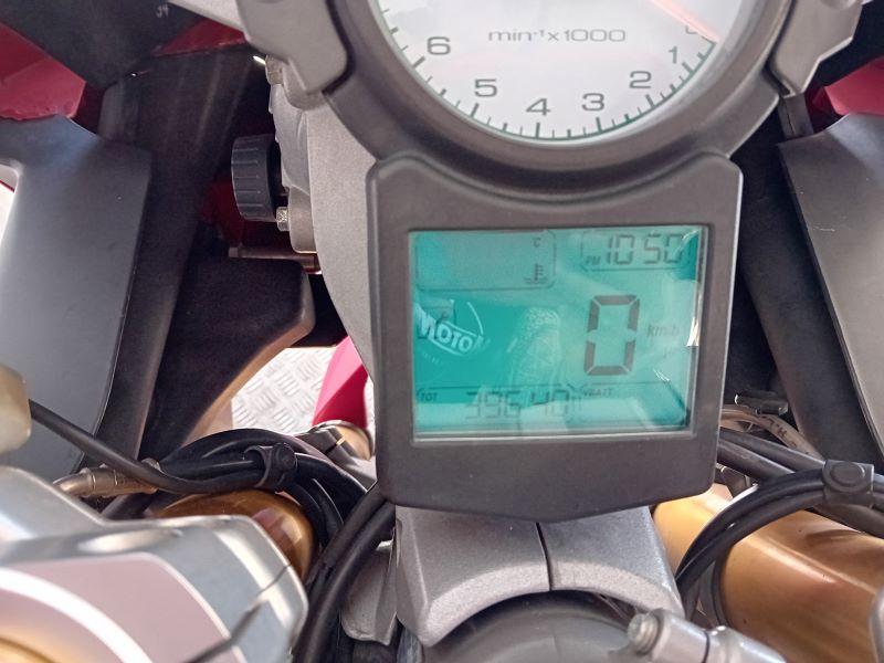 999