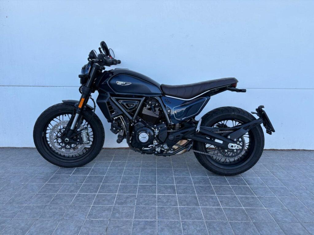 SCRAMBLER 800