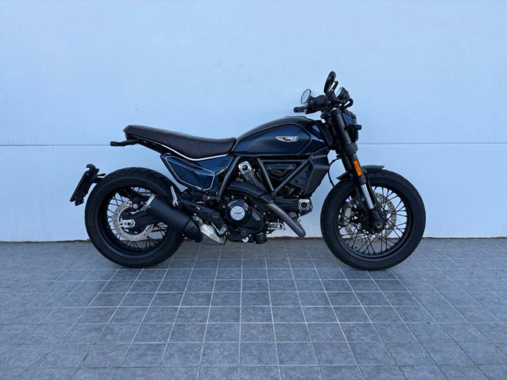 SCRAMBLER 800