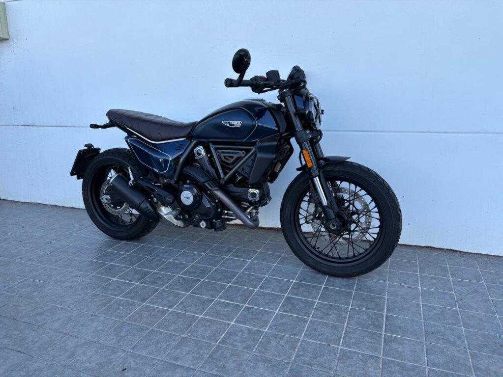 SCRAMBLER 800