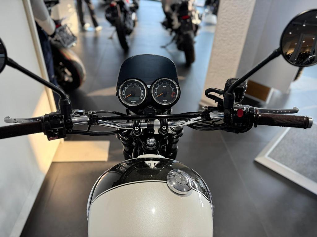 SCRAMBLER 865