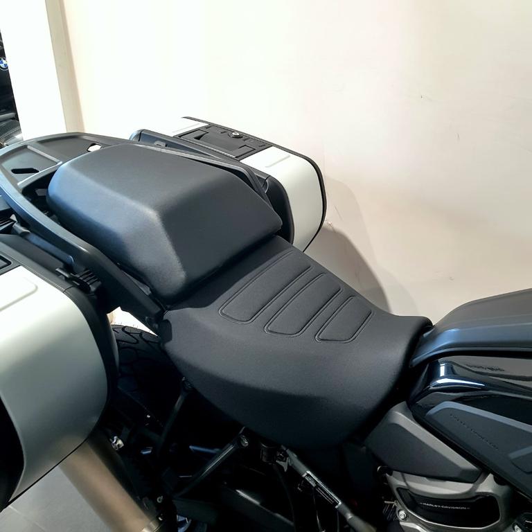 PAN AMERICA 1250