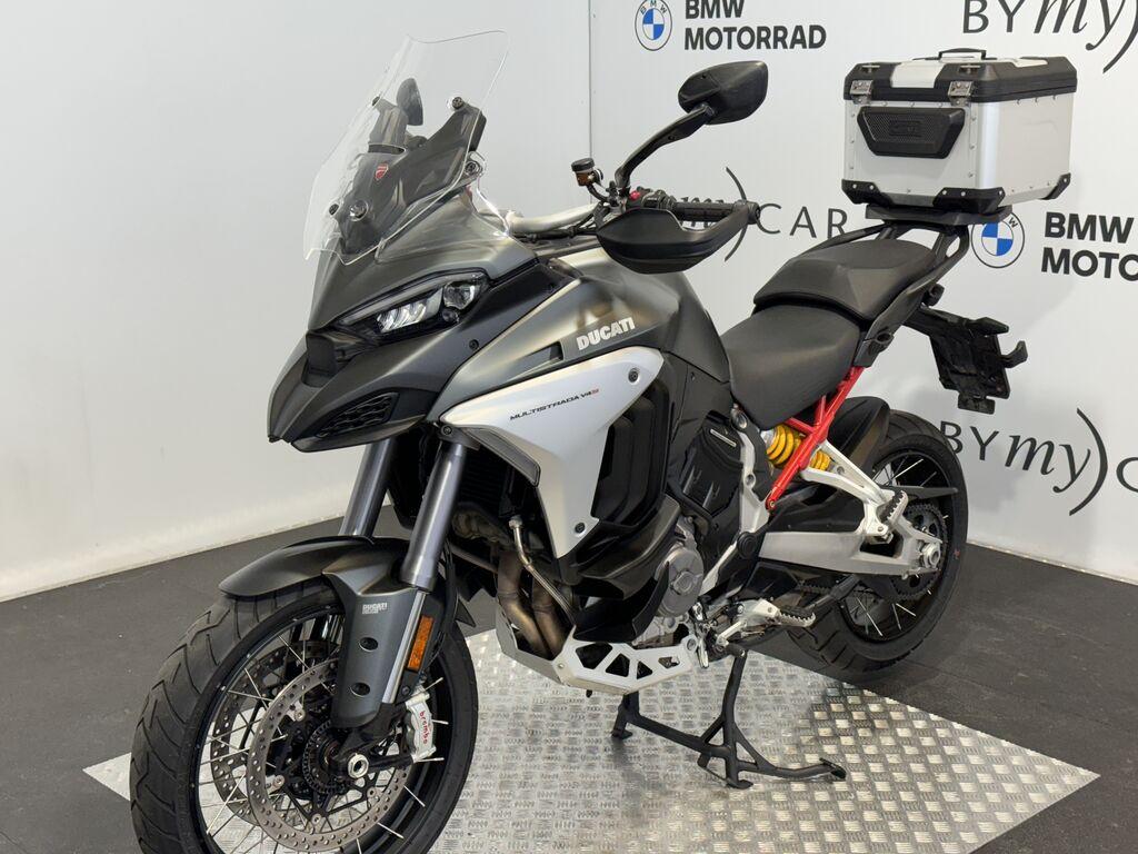 MULTISTRADA V4