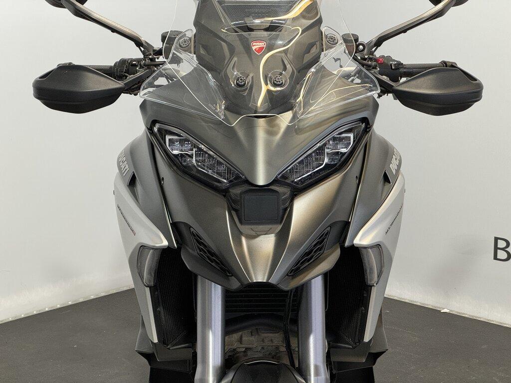 MULTISTRADA V4