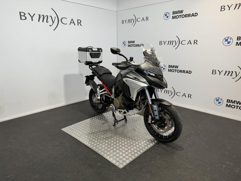 MULTISTRADA V4