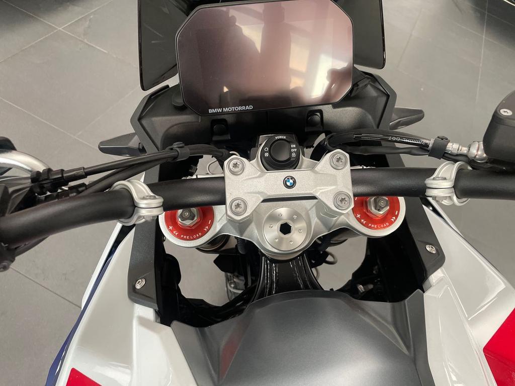 F 900 GS