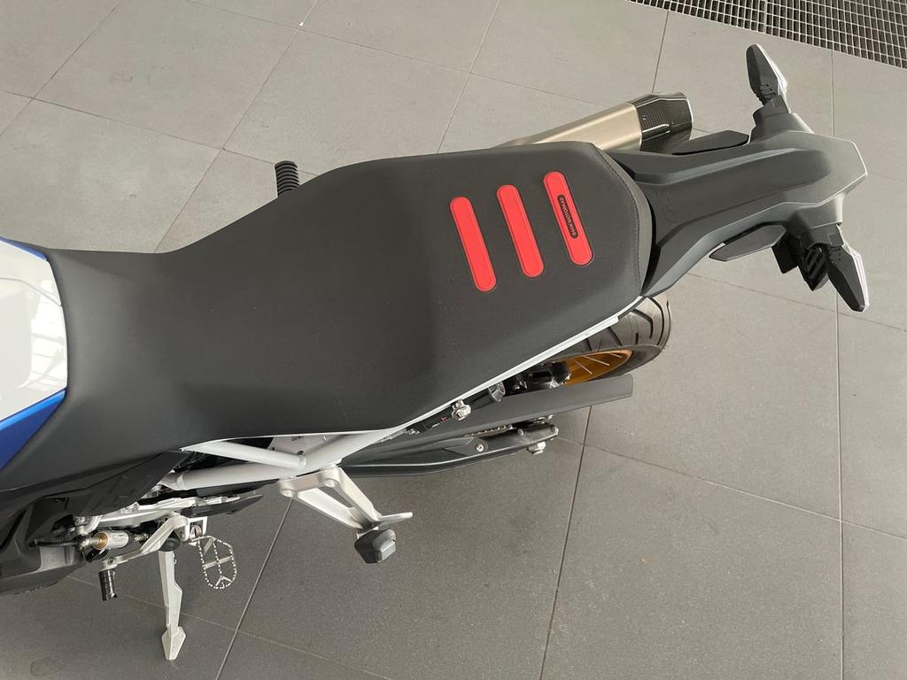 F 900 GS