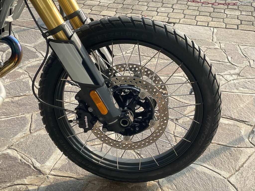 R12 G/S
