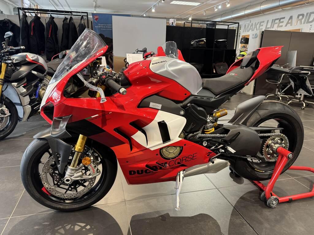 PANIGALE V4 R