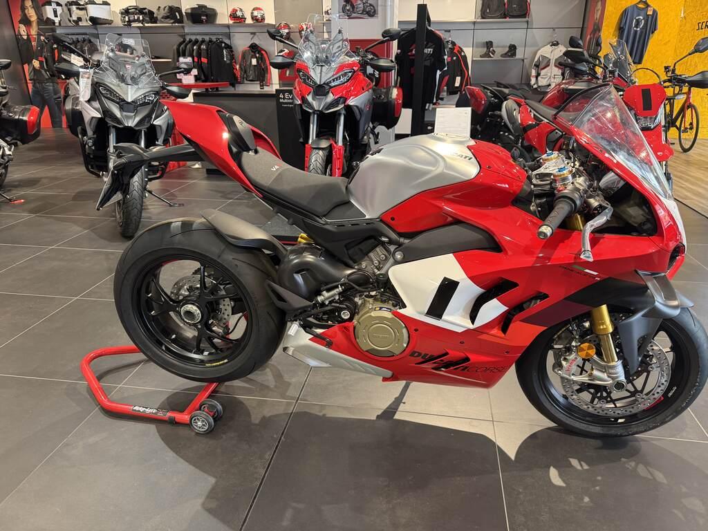 PANIGALE V4 R